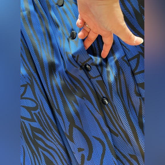 Vintage Valentino Silk Midi Skirt - Picture 5 of 6